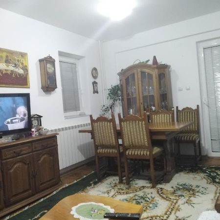 Kraljevski Apartman Kraljevo Buitenkant foto