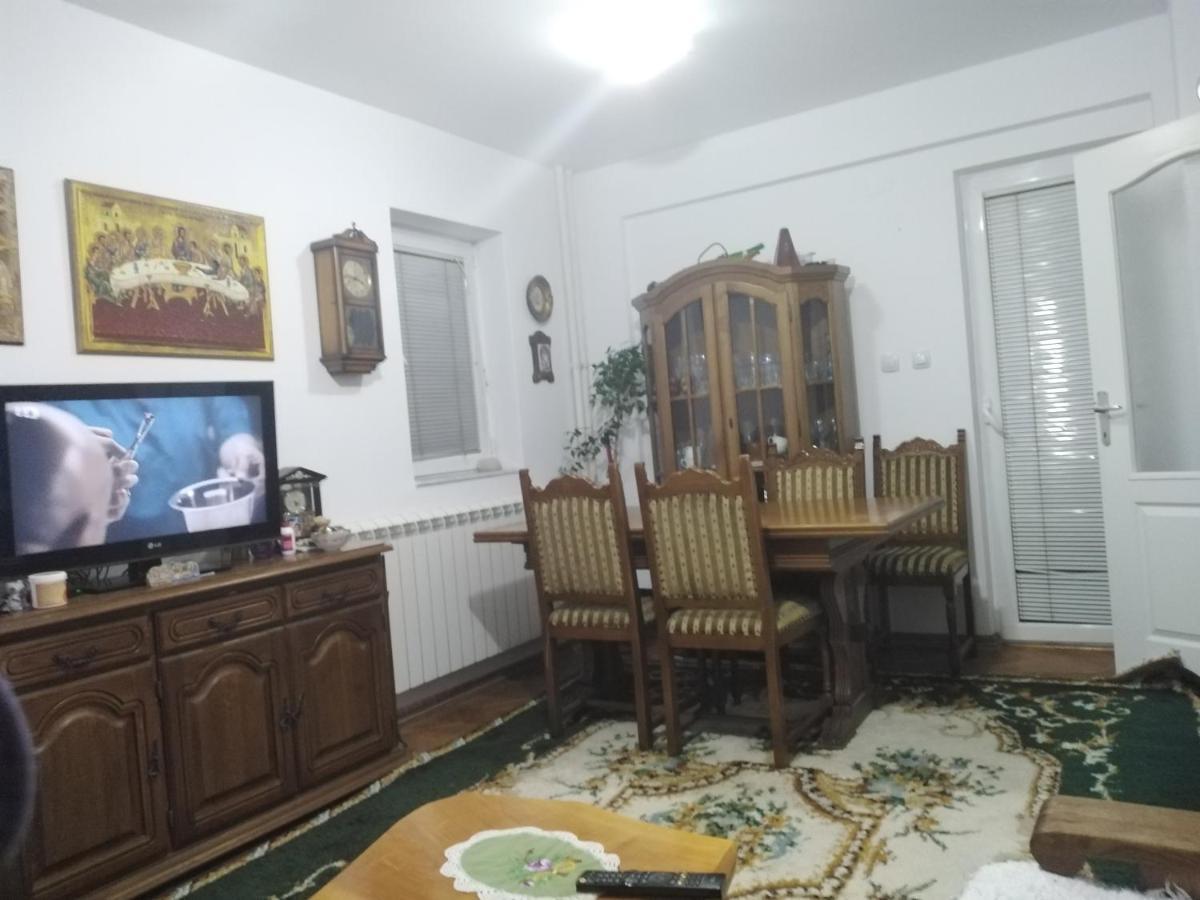 Kraljevski Apartman Kraljevo Buitenkant foto