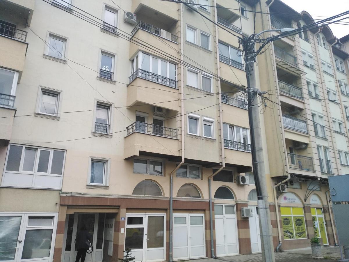 Kraljevski Apartman Kraljevo Buitenkant foto