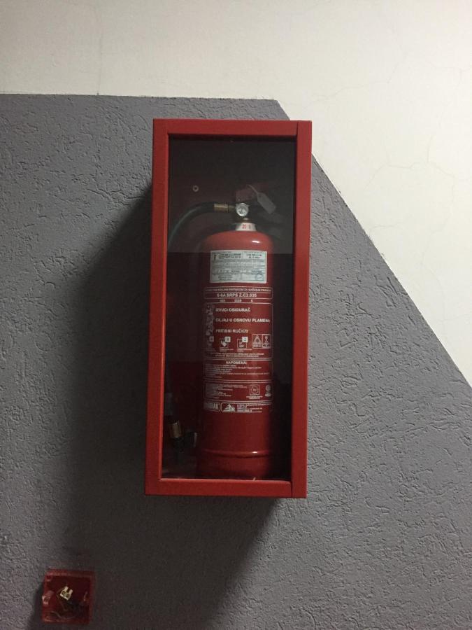Kraljevski Apartman Kraljevo Buitenkant foto